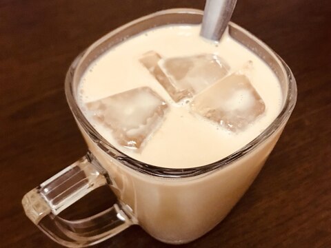 ローソン風インスタントコーヒーでアイスカフェラテ☆